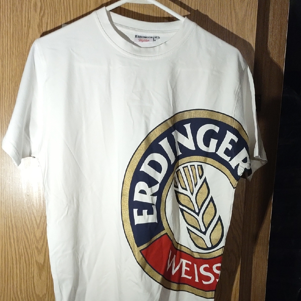 Erdinger Weiss White T-Shirt Size Medium